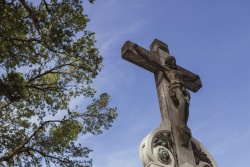 Lors de votre visite au cimetière ne soyez pas surpris !